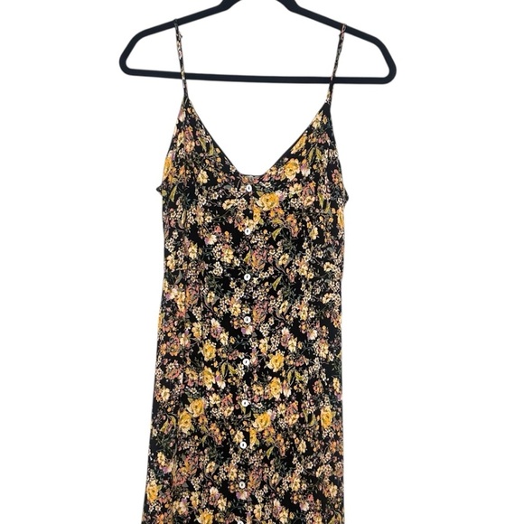 Sadie & Sage Getaway Garden Maxi Dress- Size Medium - Picture 4 of 10